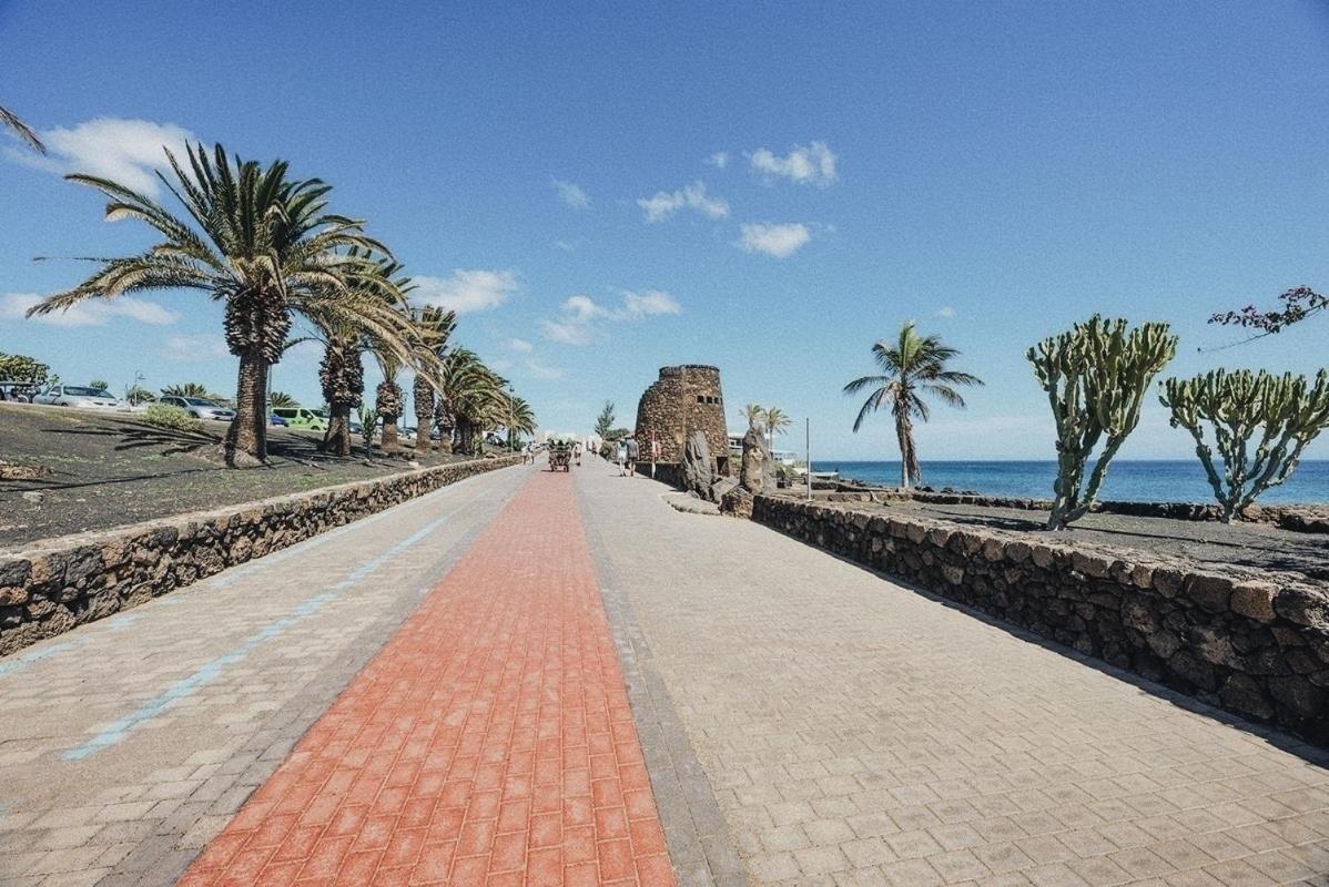 קוסטה טגוויסה Lanzarote Beach Apartments, Casa Ona מראה חיצוני תמונה